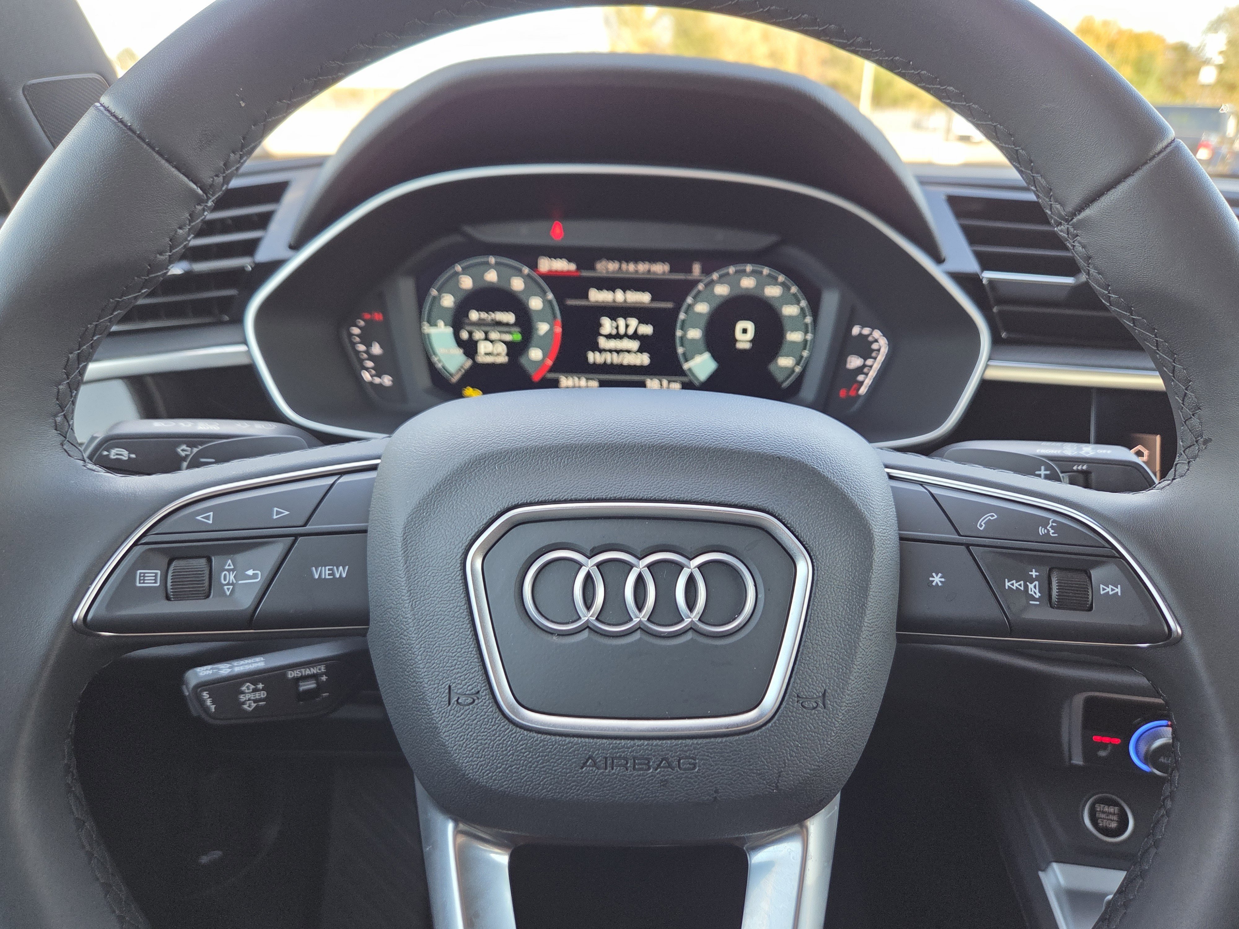 Certified 2025 Audi Q3 2.0T Premium w/ Convenience Package image 10