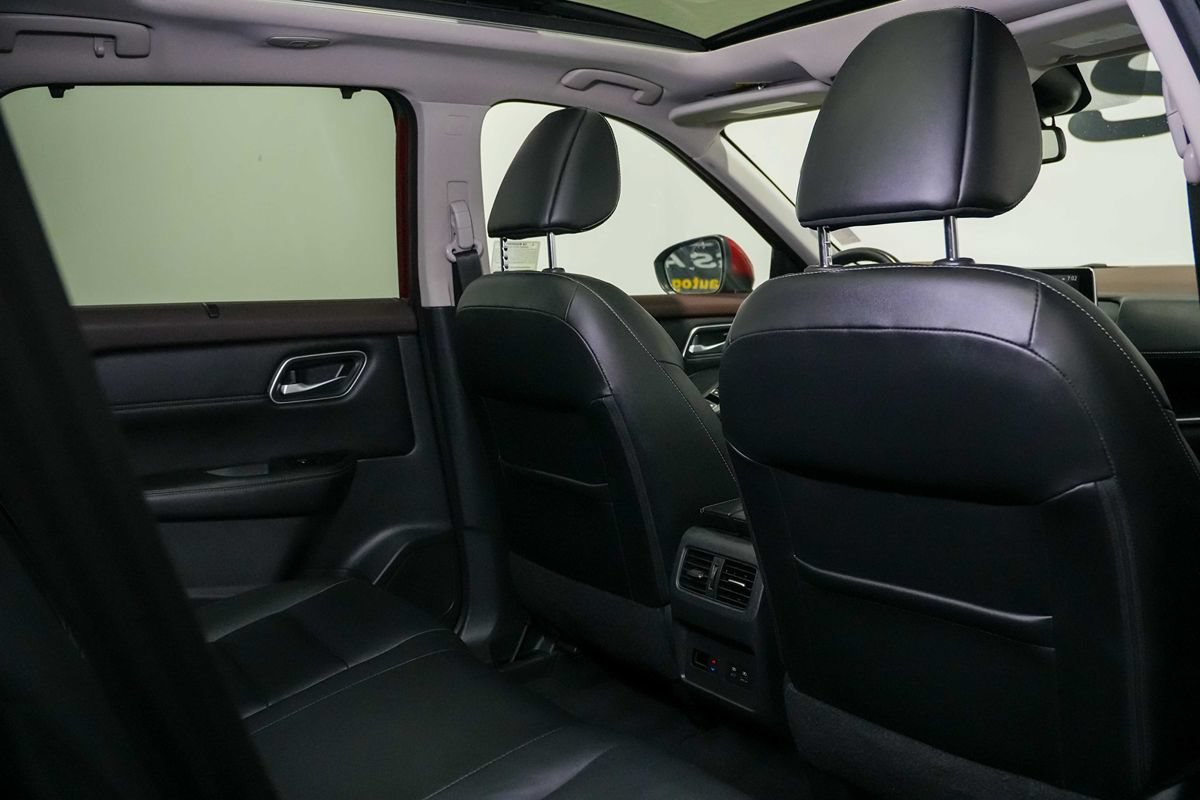 Used 2021 Nissan Rogue SL FWD image 21