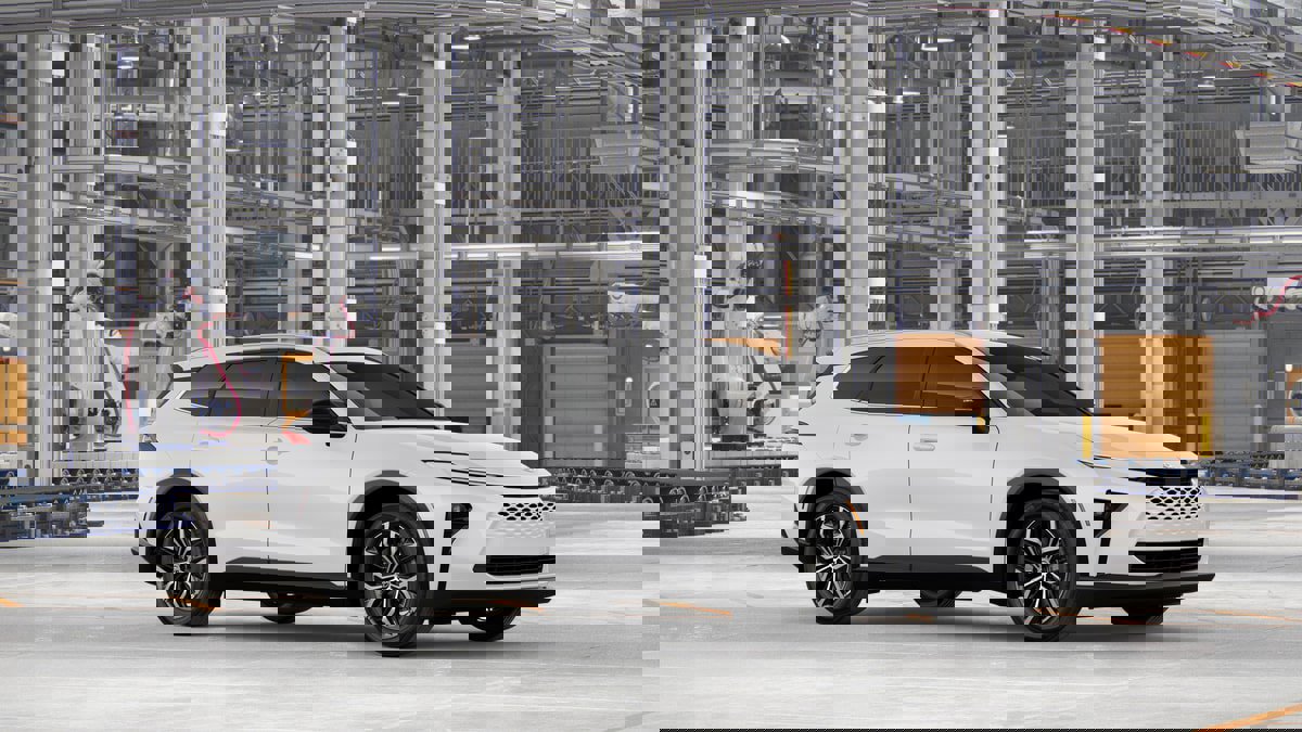 New 2026 Toyota Crown Signia AWD/4WD image 14