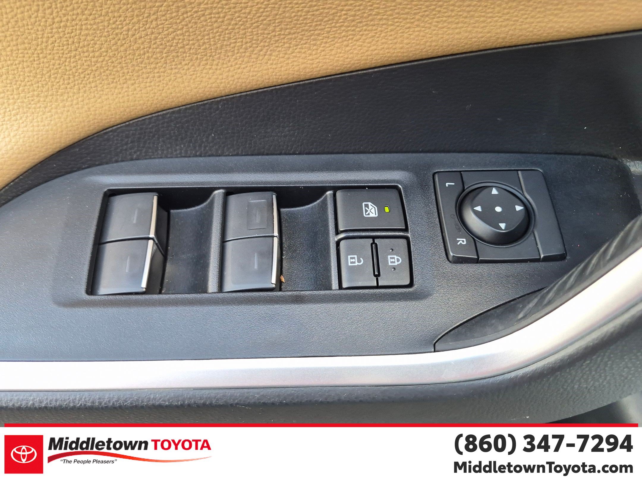 Certified 2023 Toyota RAV4 Limited AWD/4WD image 12