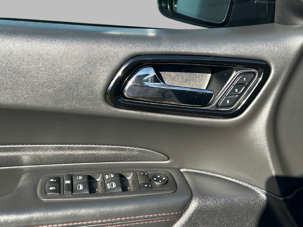 Used 2022 Dodge Durango R/T w/ Tow 'N Go Package AWD/4WD image 17