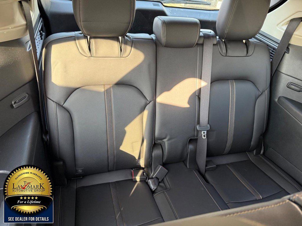 Used 2024 MAZDA CX-90 3.3 Turbo w/ Select Package image 16