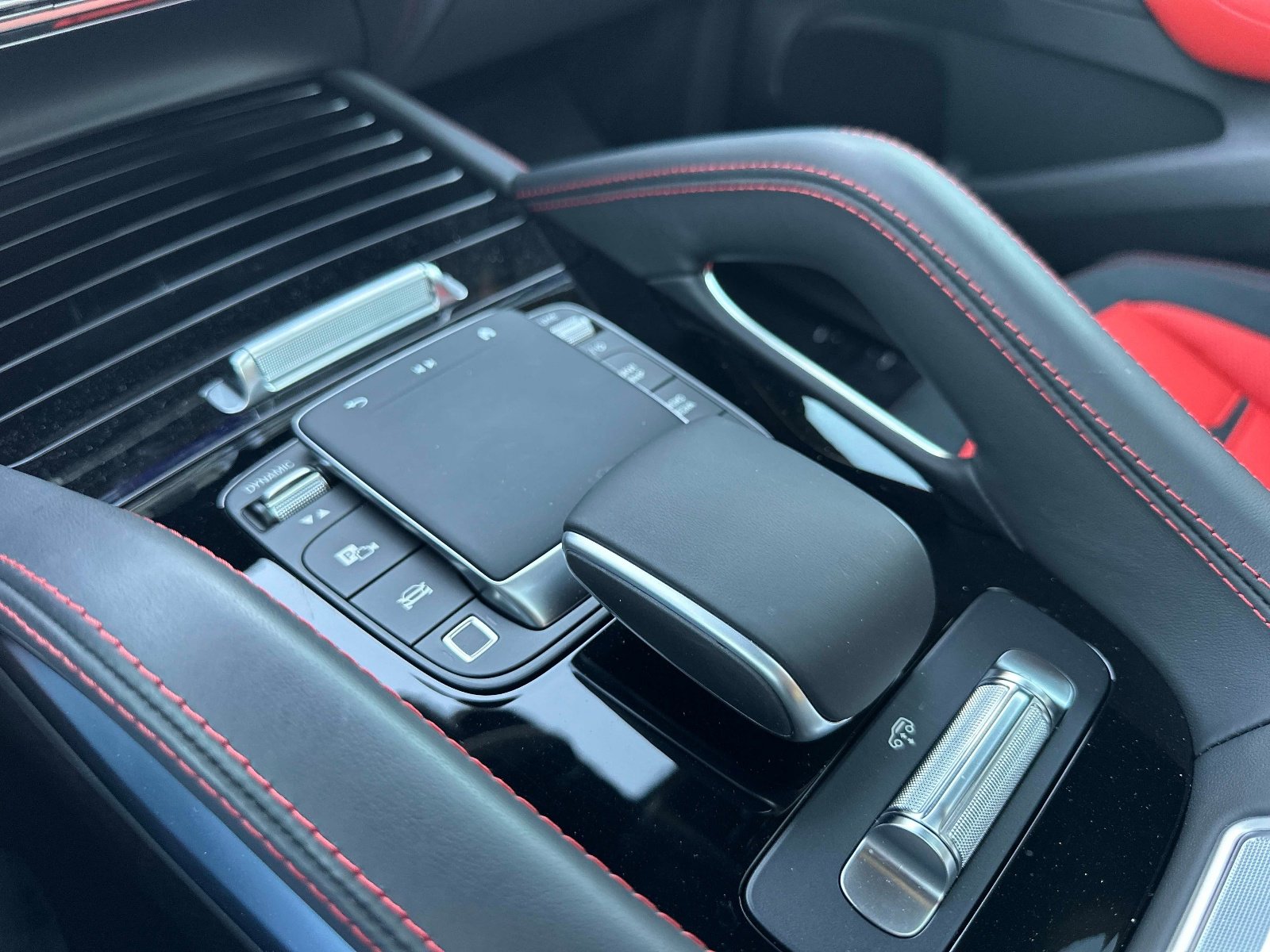 Certified 2025 Mercedes-Benz GLE 53 AMG 4MATIC Coupe image 29