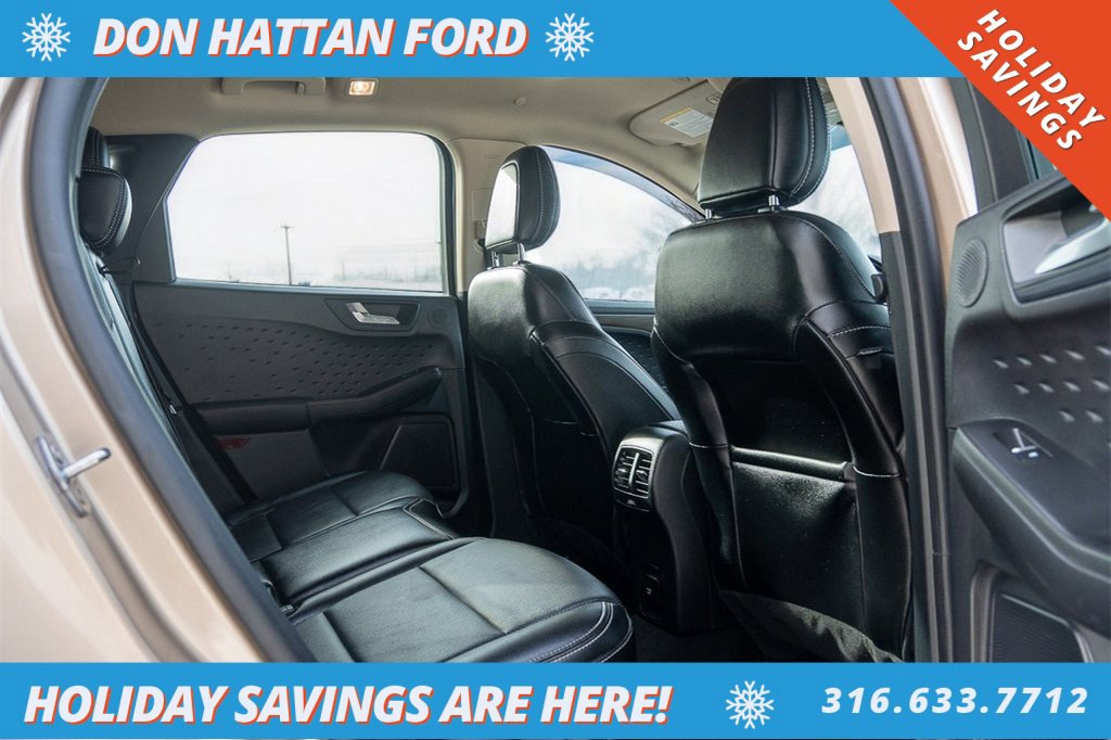 Used 2020 Ford Escape Titanium image 22