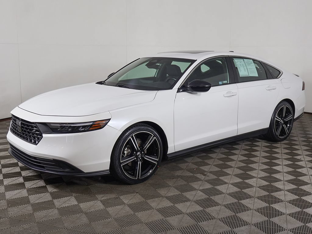 Used 2024 Honda Accord Sport image 7