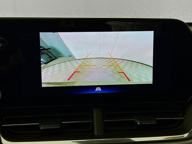 Used 2024 Chevrolet Trax LT w/ Driver Confidence Package image 15