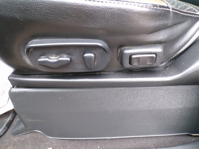 Used 2015 Nissan Armada Platinum w/ 2nd Row Captain Seat Package image 20