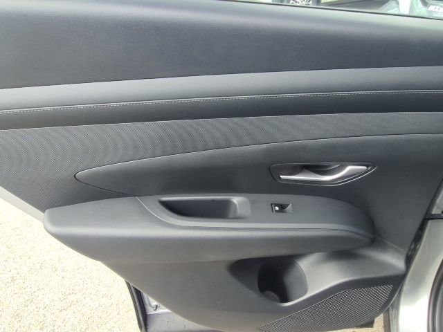 New 2026 Hyundai Tucson SE image 13