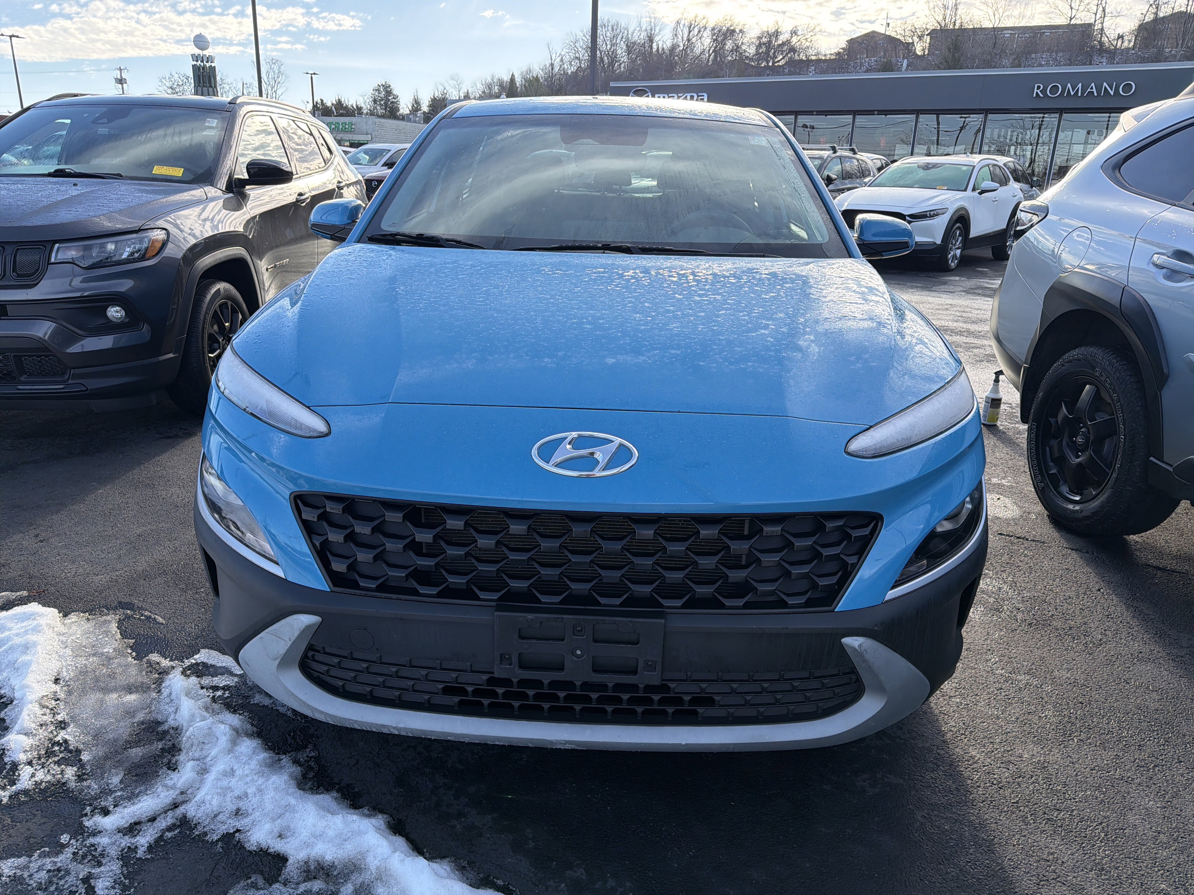 Used 2022 Hyundai Kona SE image 3