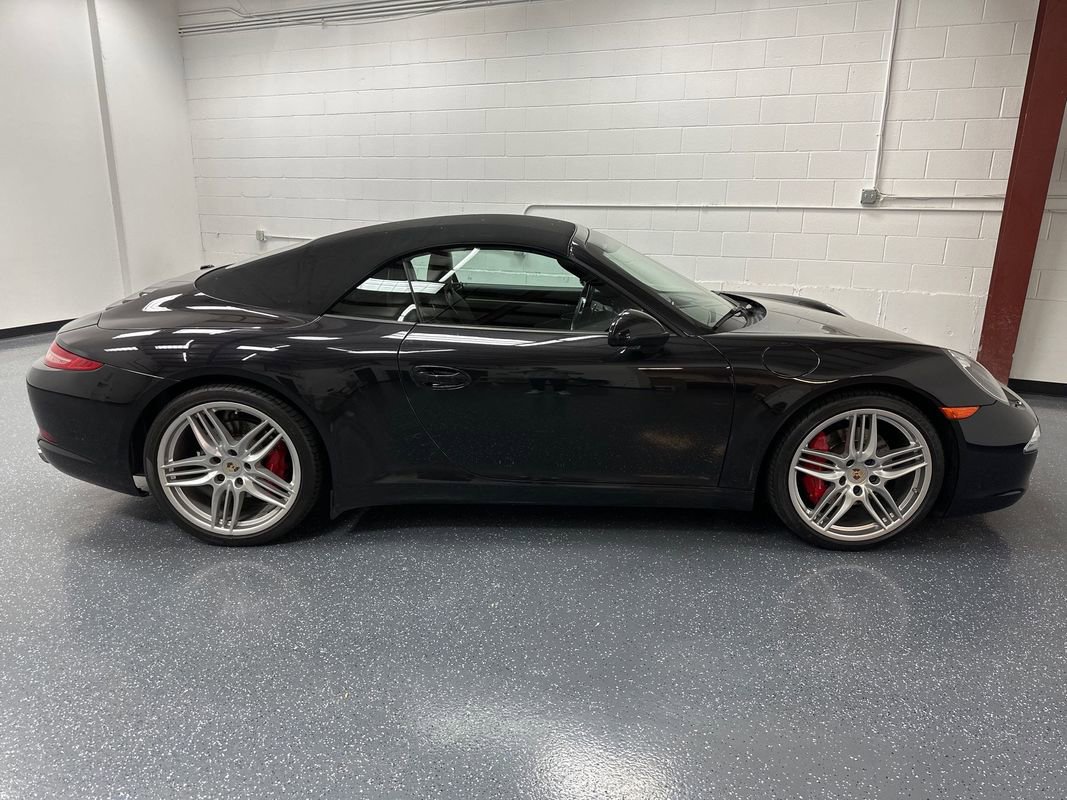 Used 2012 Porsche 911 Carrera S image 3
