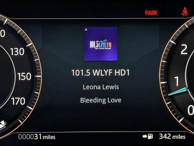 New 2026 Jaguar F-PACE R-Dynamic S image 10