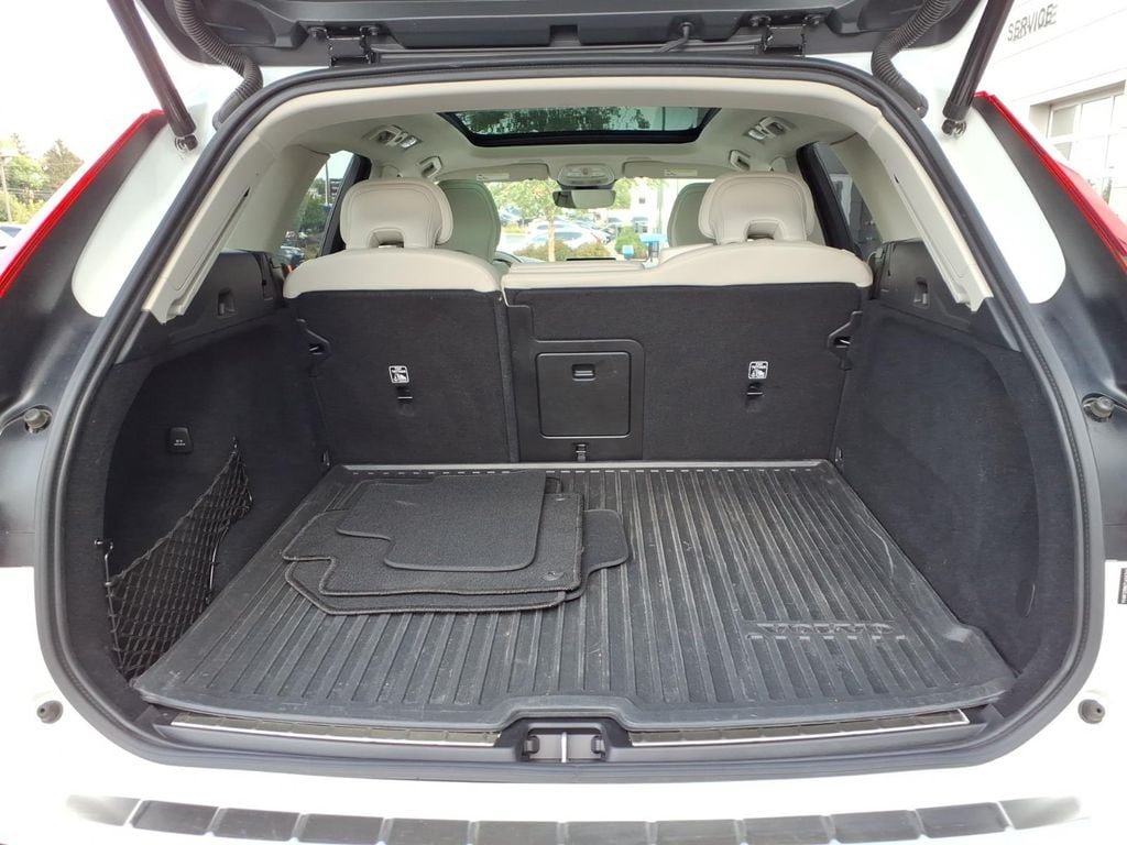 Certified 2026 Volvo XC60 B5 Ultra AWD/4WD image 25