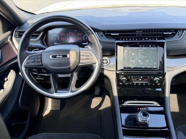 Used 2022 Jeep Grand Cherokee Altitude image 12