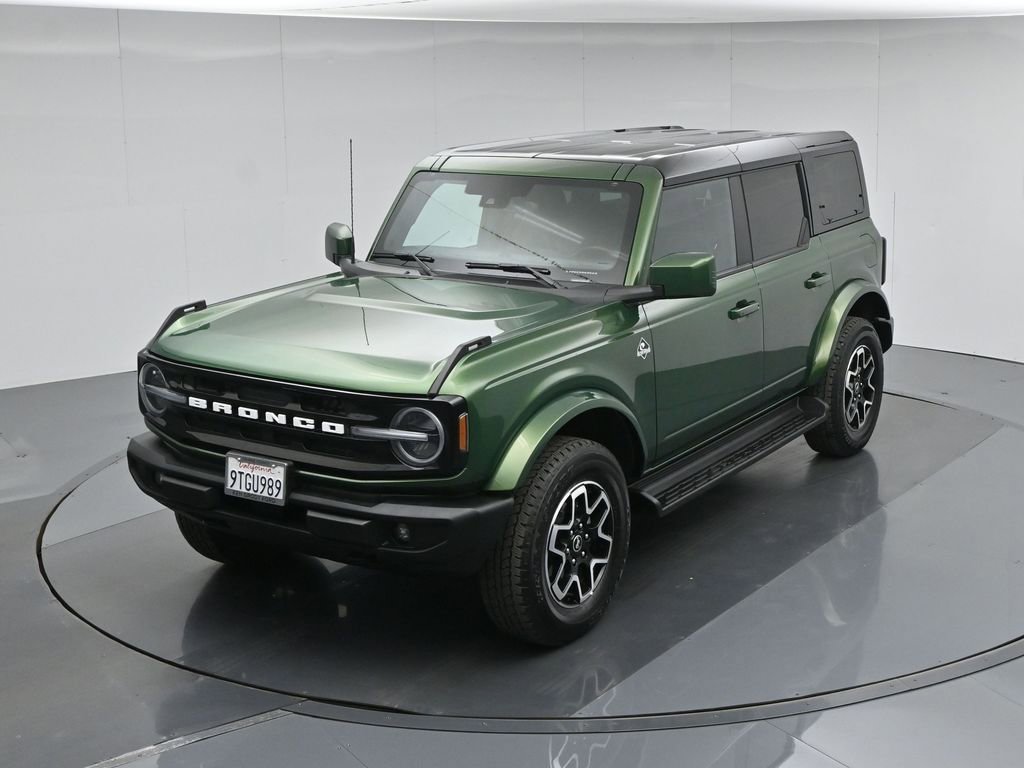 Used 2025 Ford Bronco Outer Banks AWD/4WD image 39