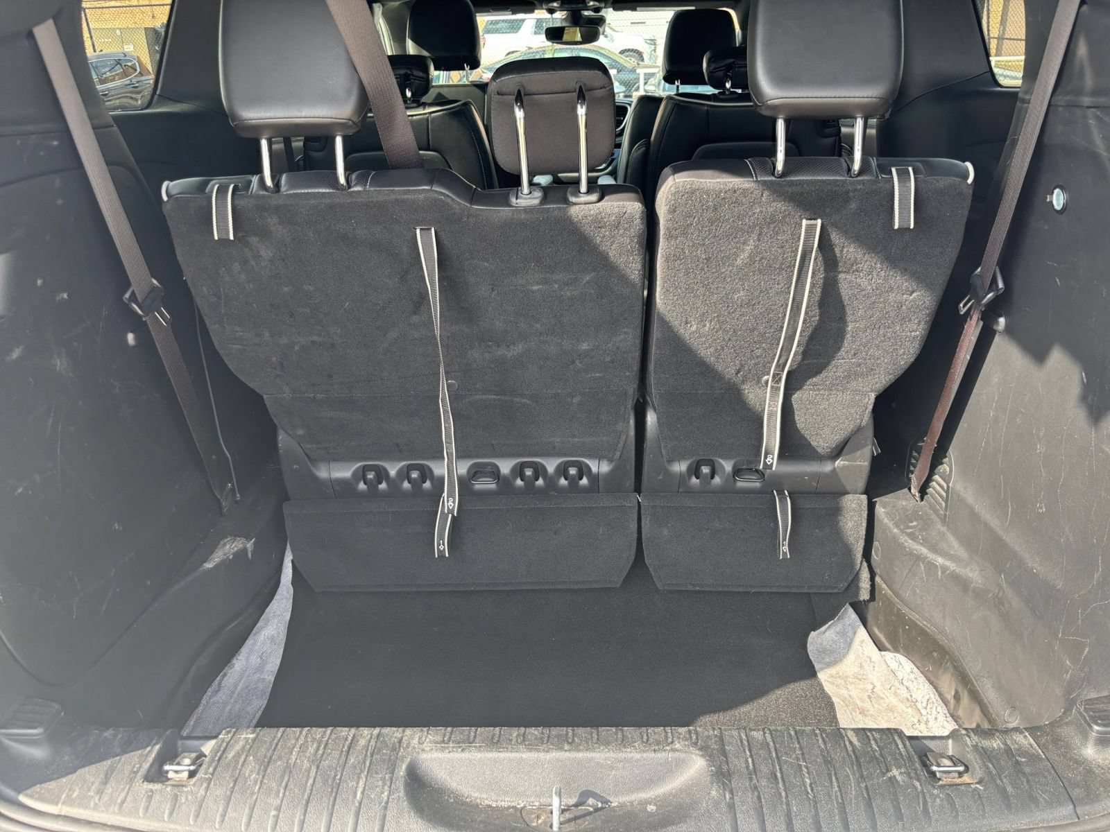 Used 2025 Chrysler Pacifica Limited FWD image 32