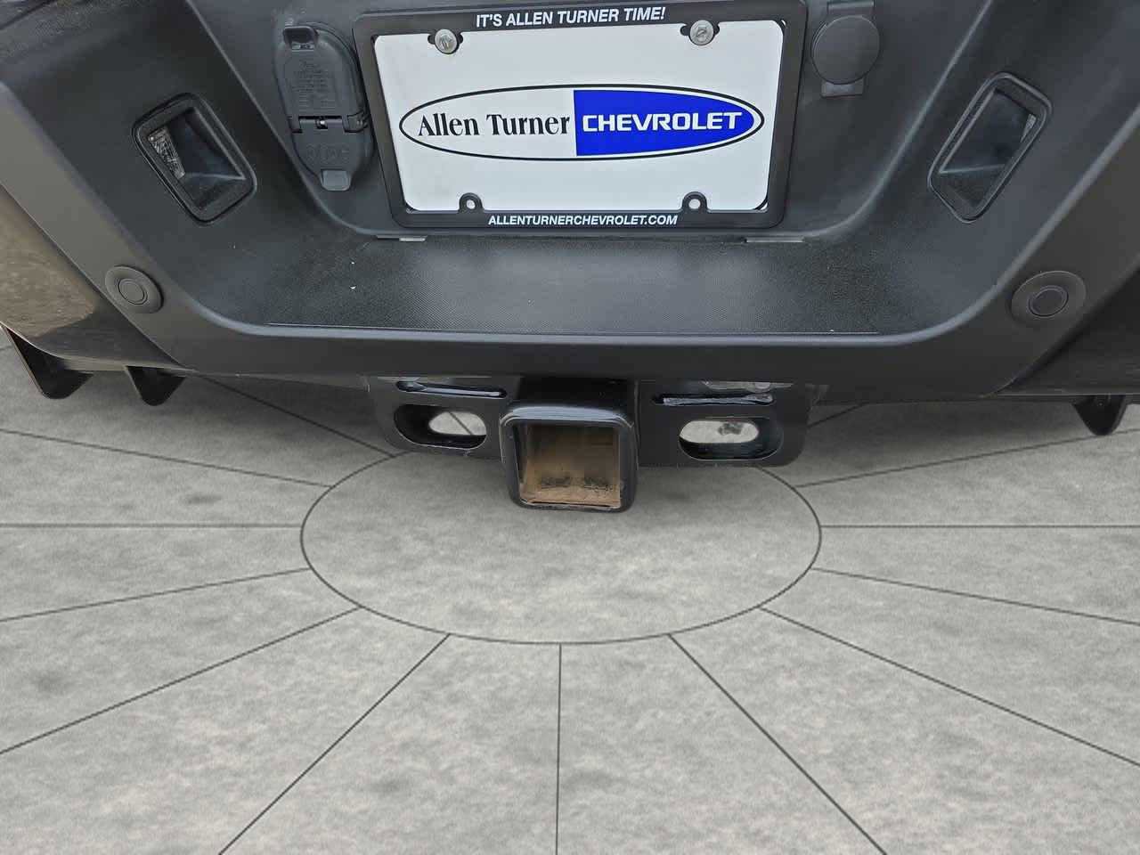 Used 2022 Ford F450 Platinum w/ FX4 Off-Road Package image 9