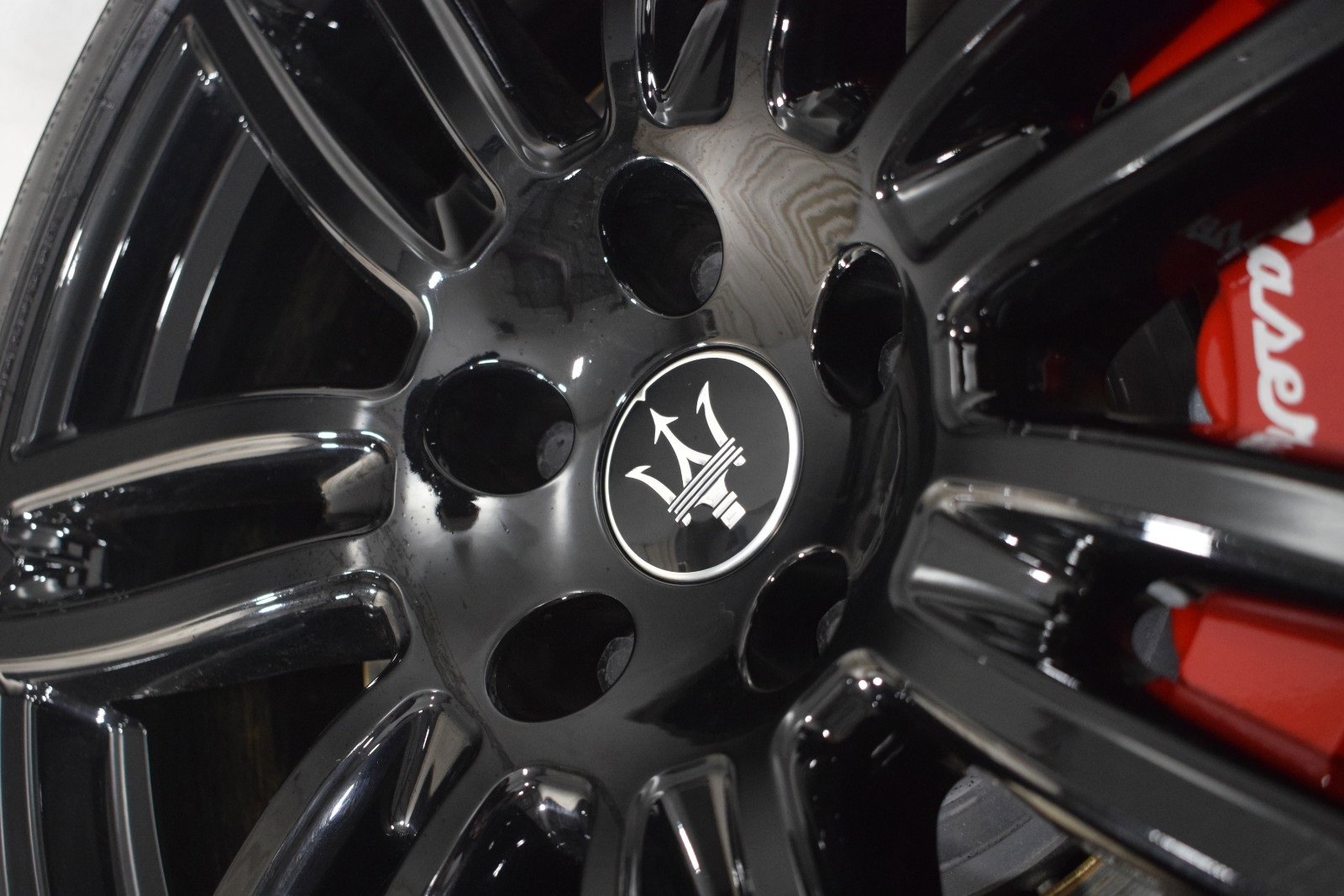 Certified 2024 Maserati Ghibli Modena Ultima Q4 image 18