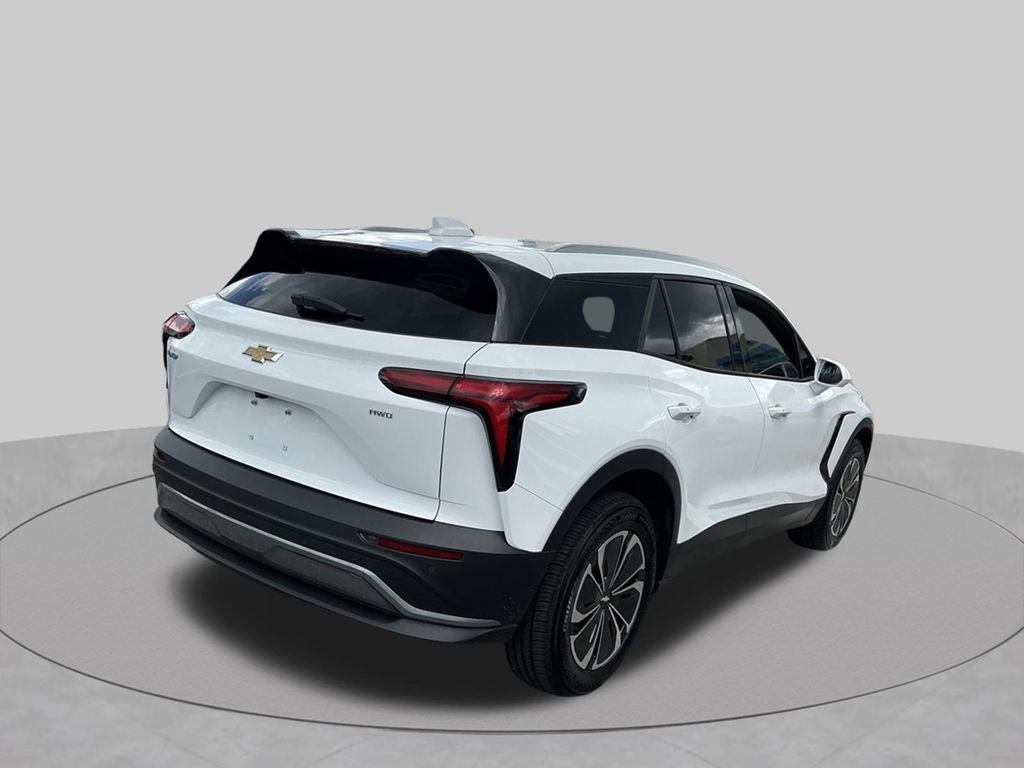 Used 2024 Chevrolet Blazer EV LT AWD/4WD image 11
