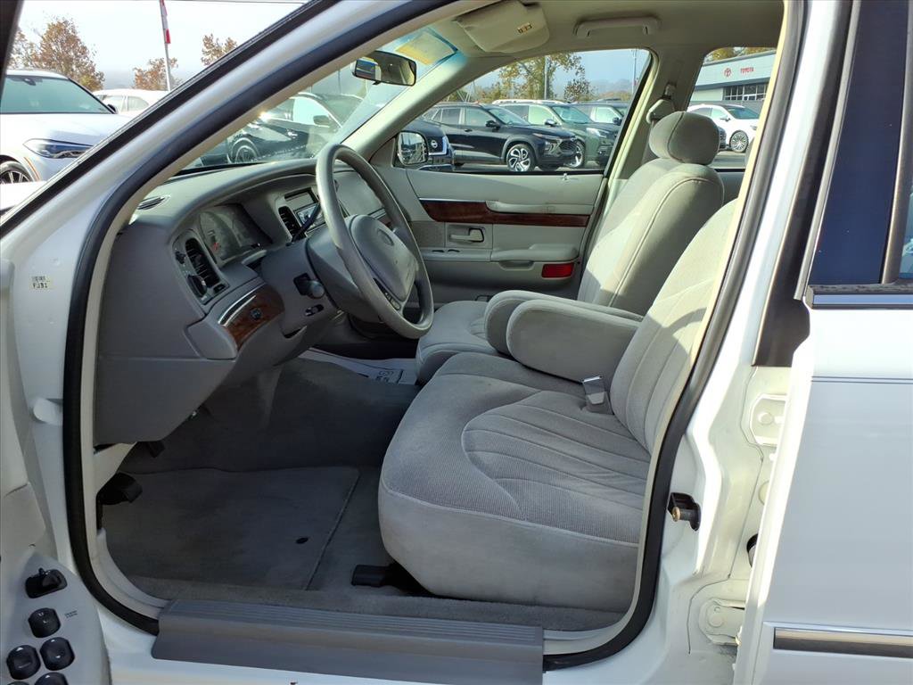 Used 1999 Mercury Grand Marquis GS image 10