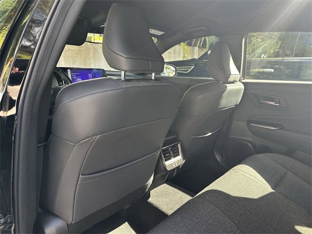 Used 2024 Toyota Crown XLE image 27