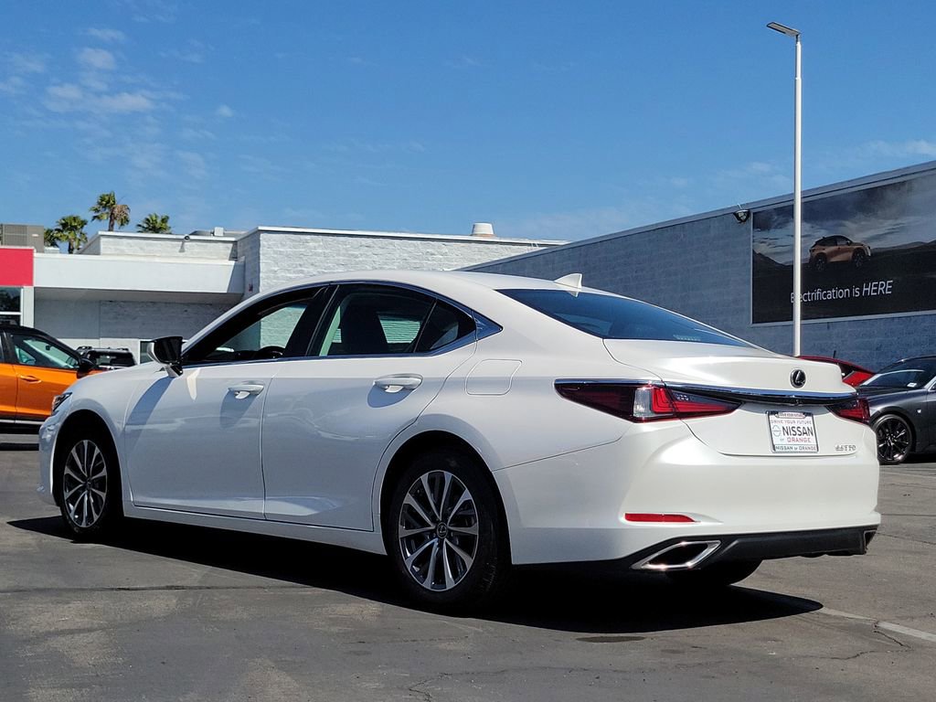 Used 2024 Lexus ES 350 w/ Accessory Package (Z1) FWD image 2