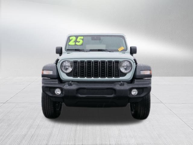Used 2024 Jeep Wrangler Sport S image 8