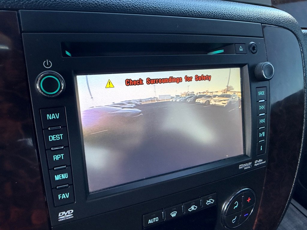 Used 2013 GMC Sierra 3500 Denali image 15