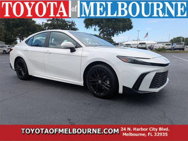 Used 2025 Toyota Camry SE