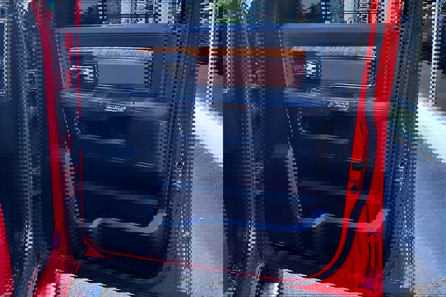 Used 2013 RAM 1500 Laramie Longhorn w/ Convenience Group AWD/4WD image 24