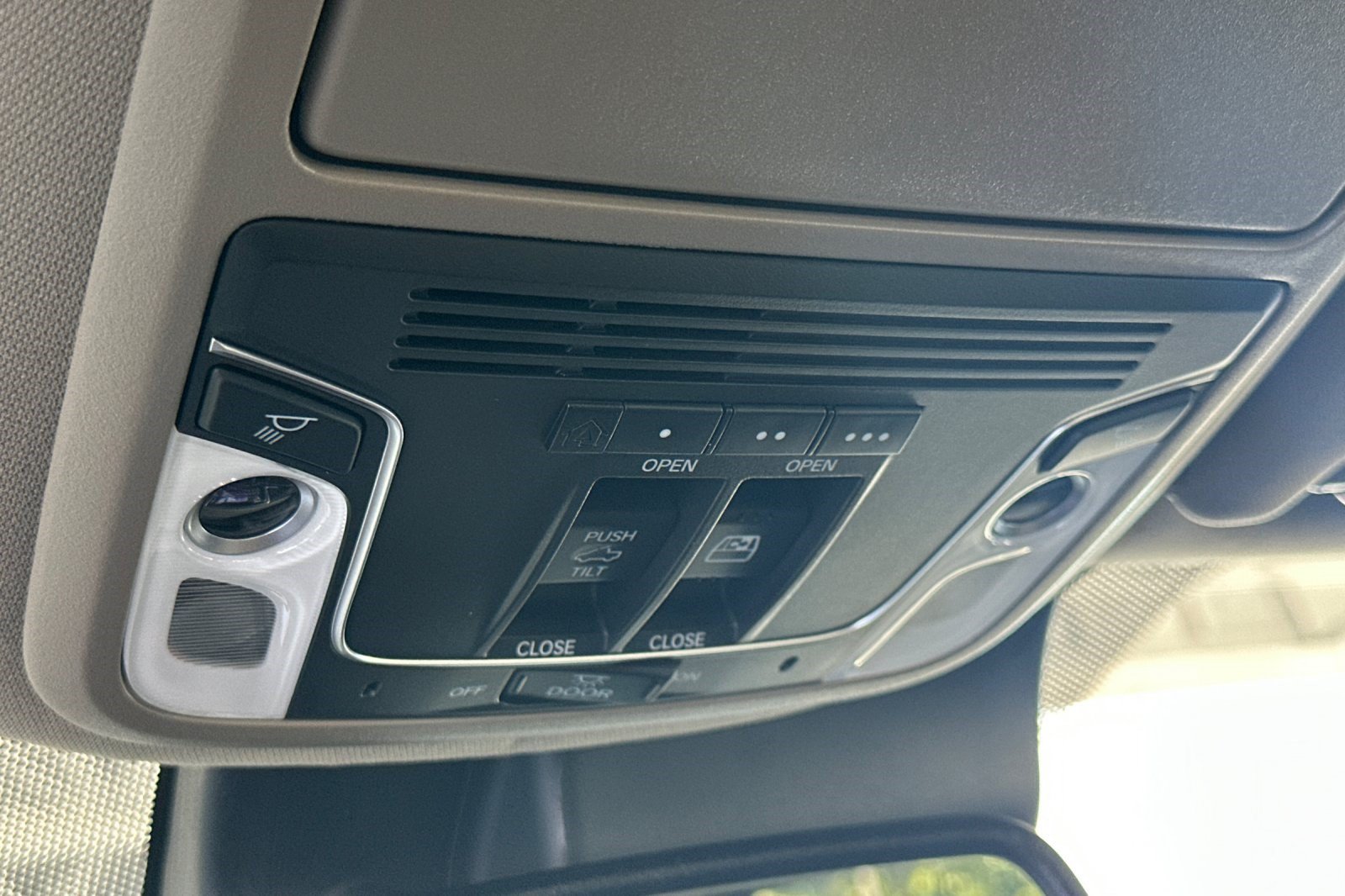 Used 2019 Honda Ridgeline RTL-E image 21