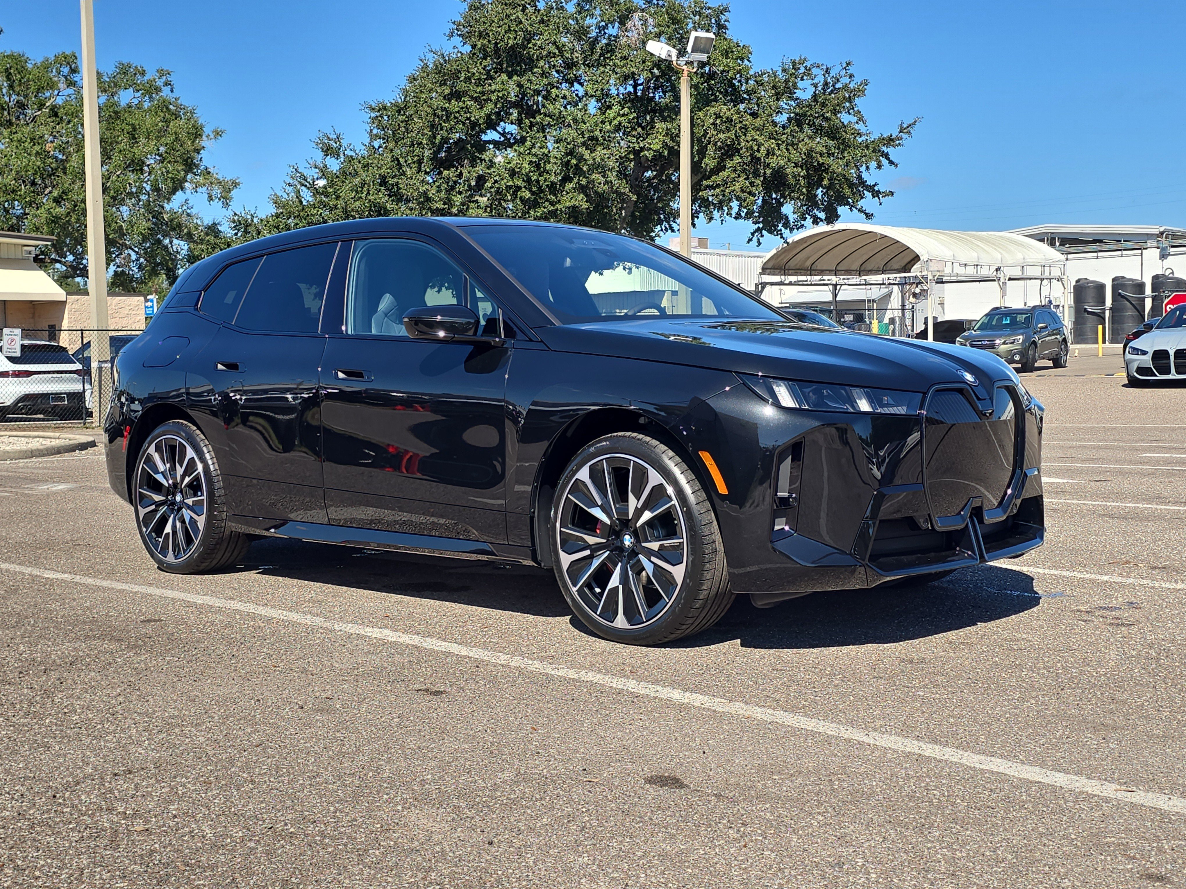 New 2026 BMW iX xDrive60 w/ M Sport Package image 2