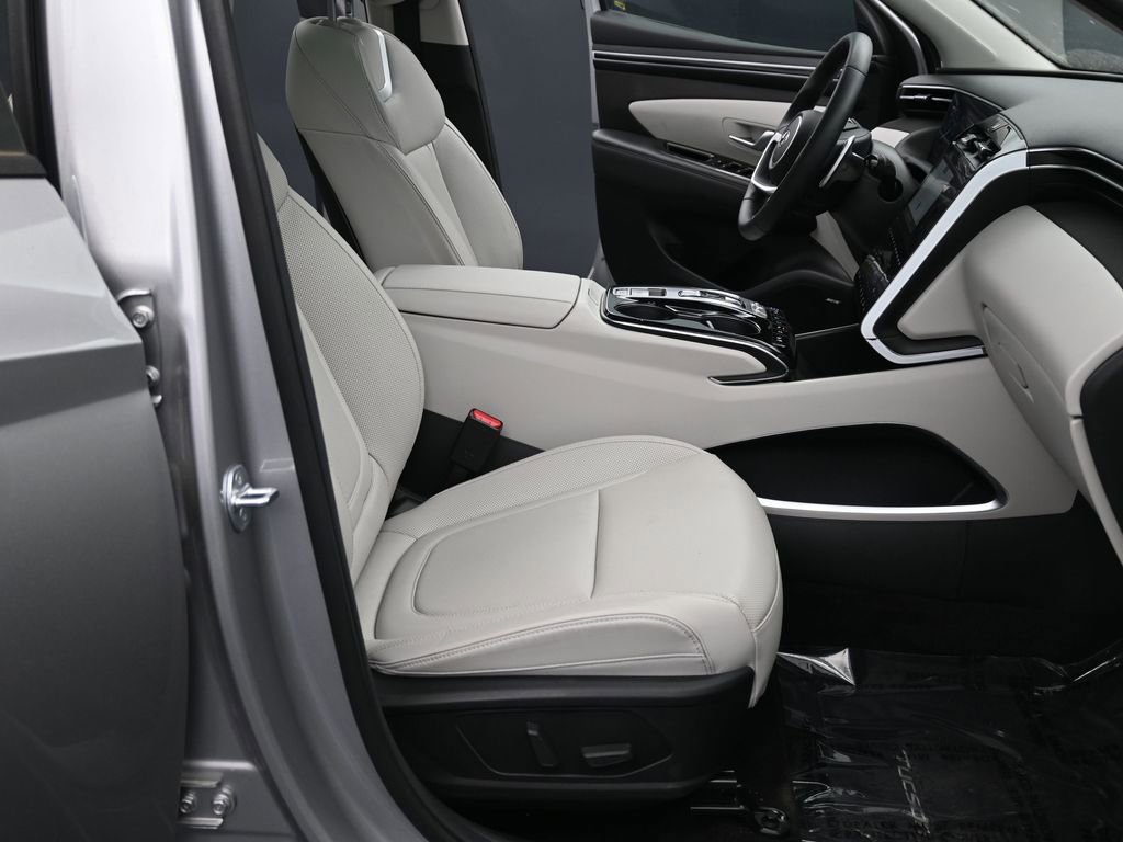 Used 2023 Hyundai Tucson Limited AWD/4WD image 14