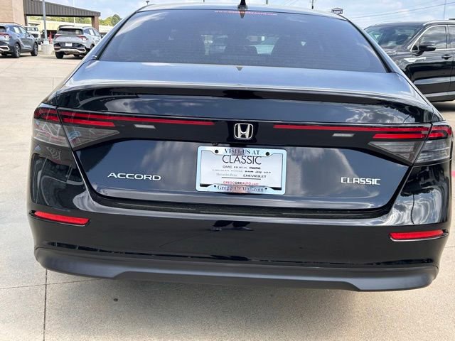 Used 2023 Honda Accord EX image 7