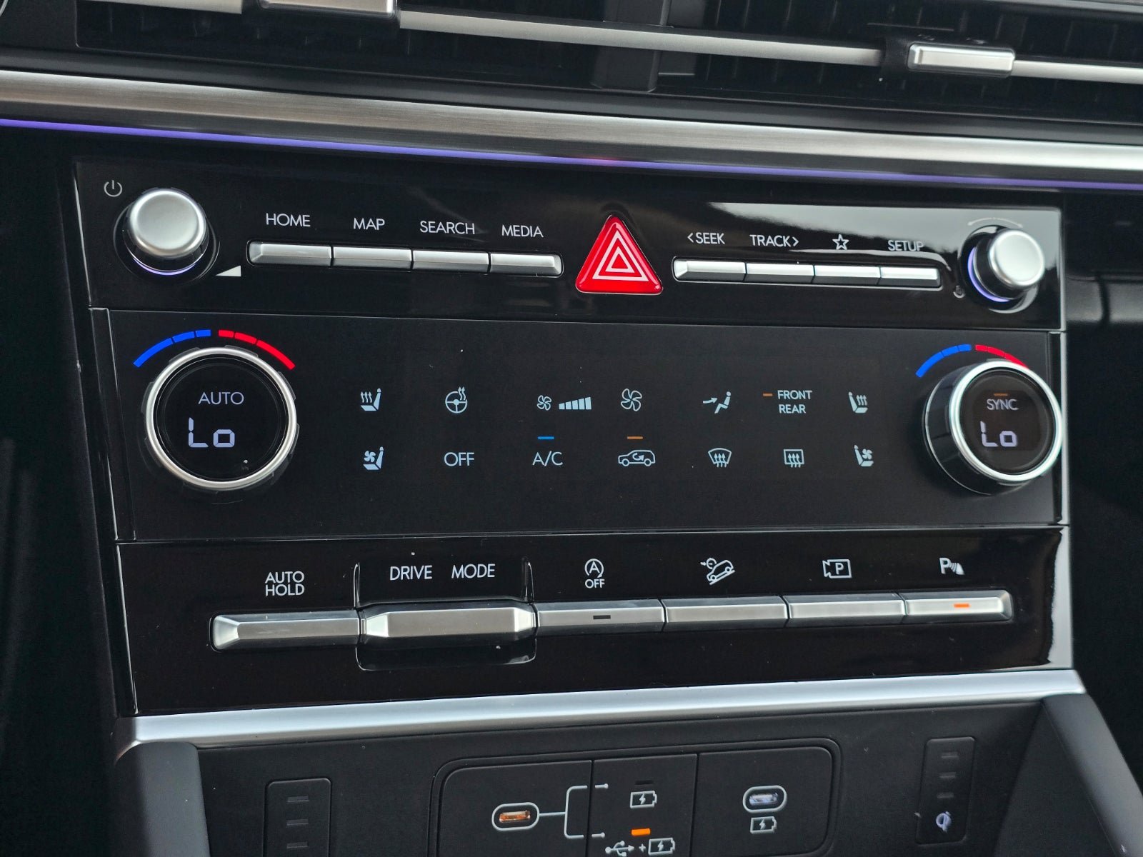 New 2027 Hyundai Santa Fe Limited FWD image 20