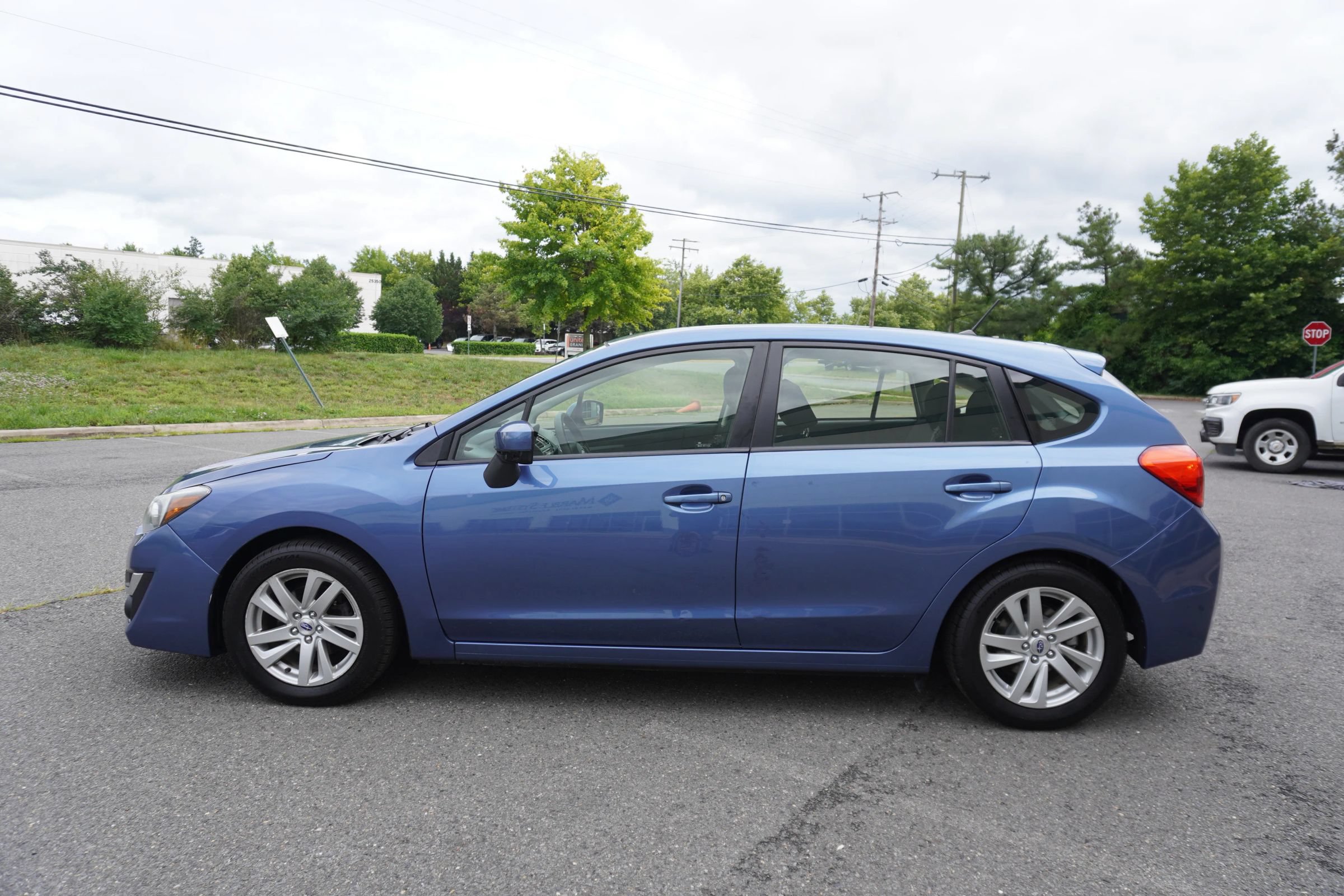 Used 2015 Subaru Impreza 2.0i Premium AWD/4WD image 4
