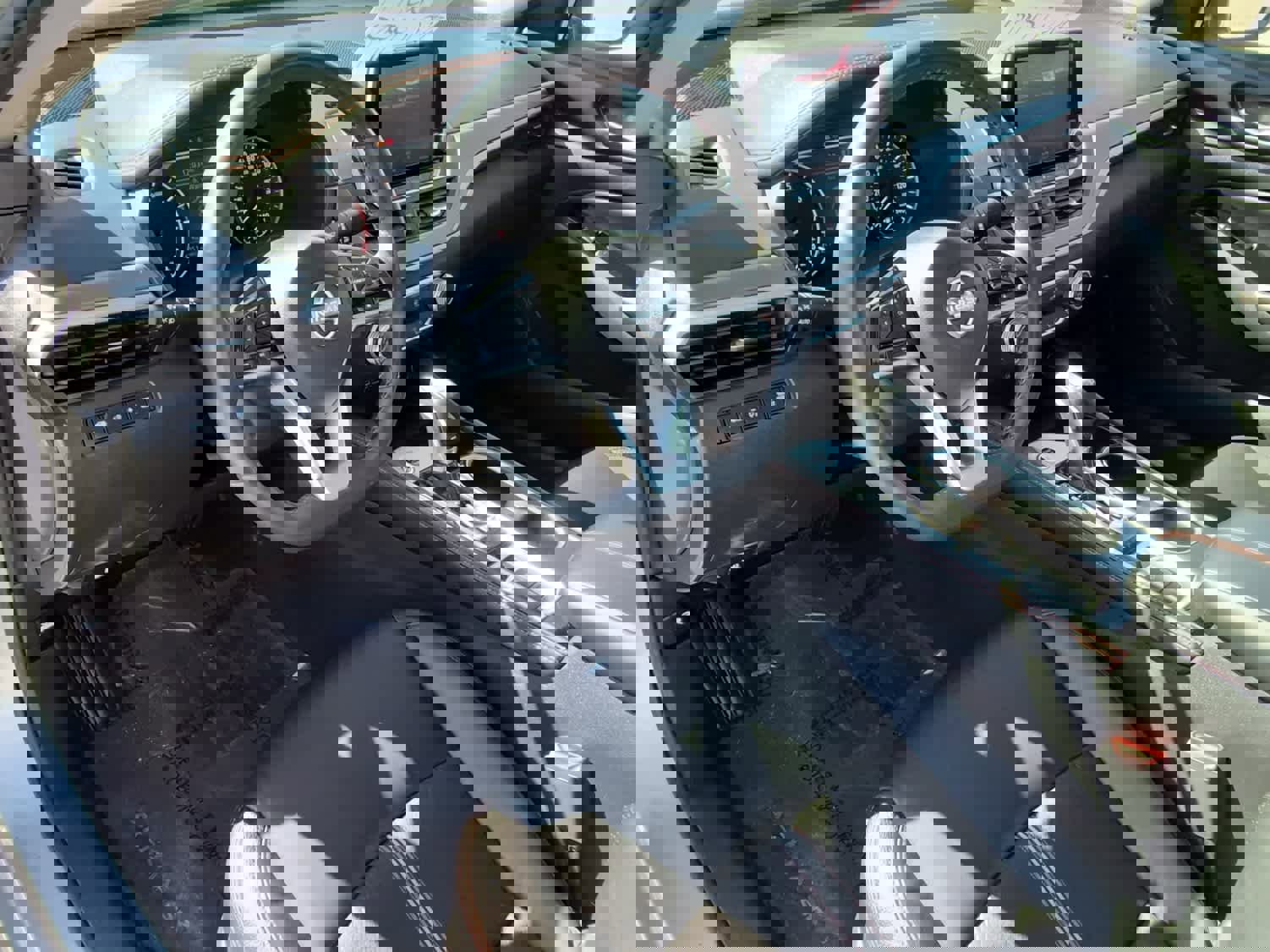 Used 2024 Nissan Altima 2.5 SR image 10