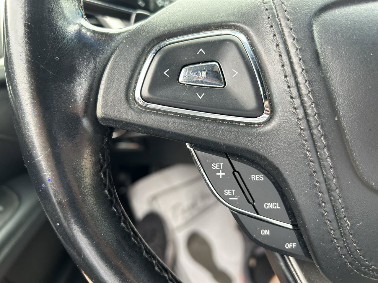 Used 2017 Lincoln MKZ Premiere FWD image 18