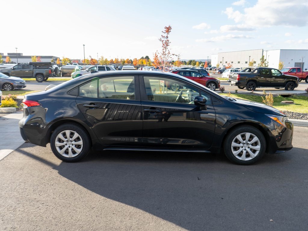 Used 2020 Toyota Corolla LE image 8
