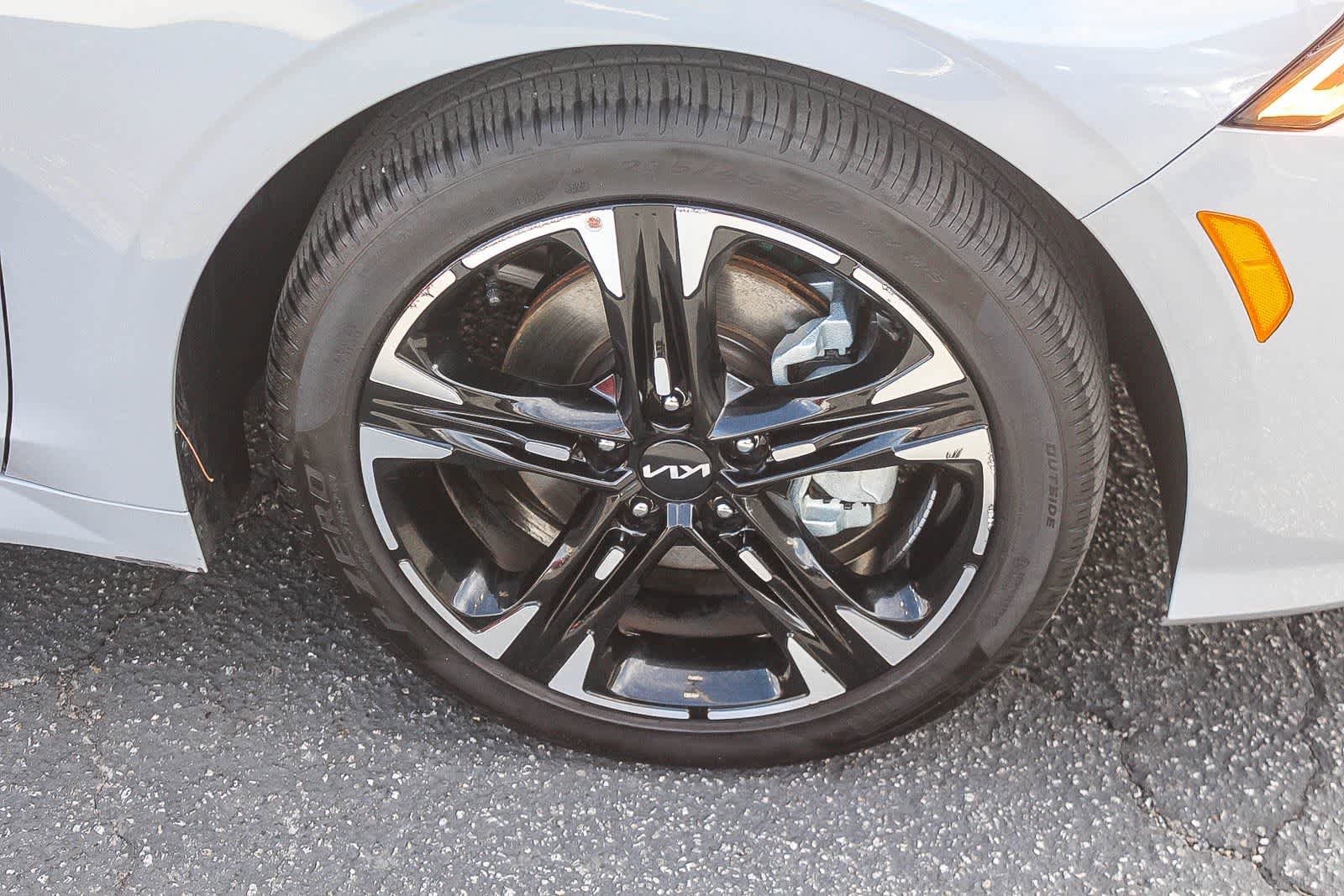 Used 2023 Kia K5 GT-Line w/ GT-Line Premium Package FWD image 13