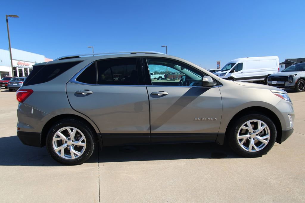Used 2018 Chevrolet Equinox LT image 4
