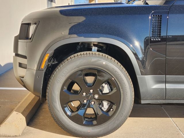 Used 2026 Land Rover Defender 110 S image 6