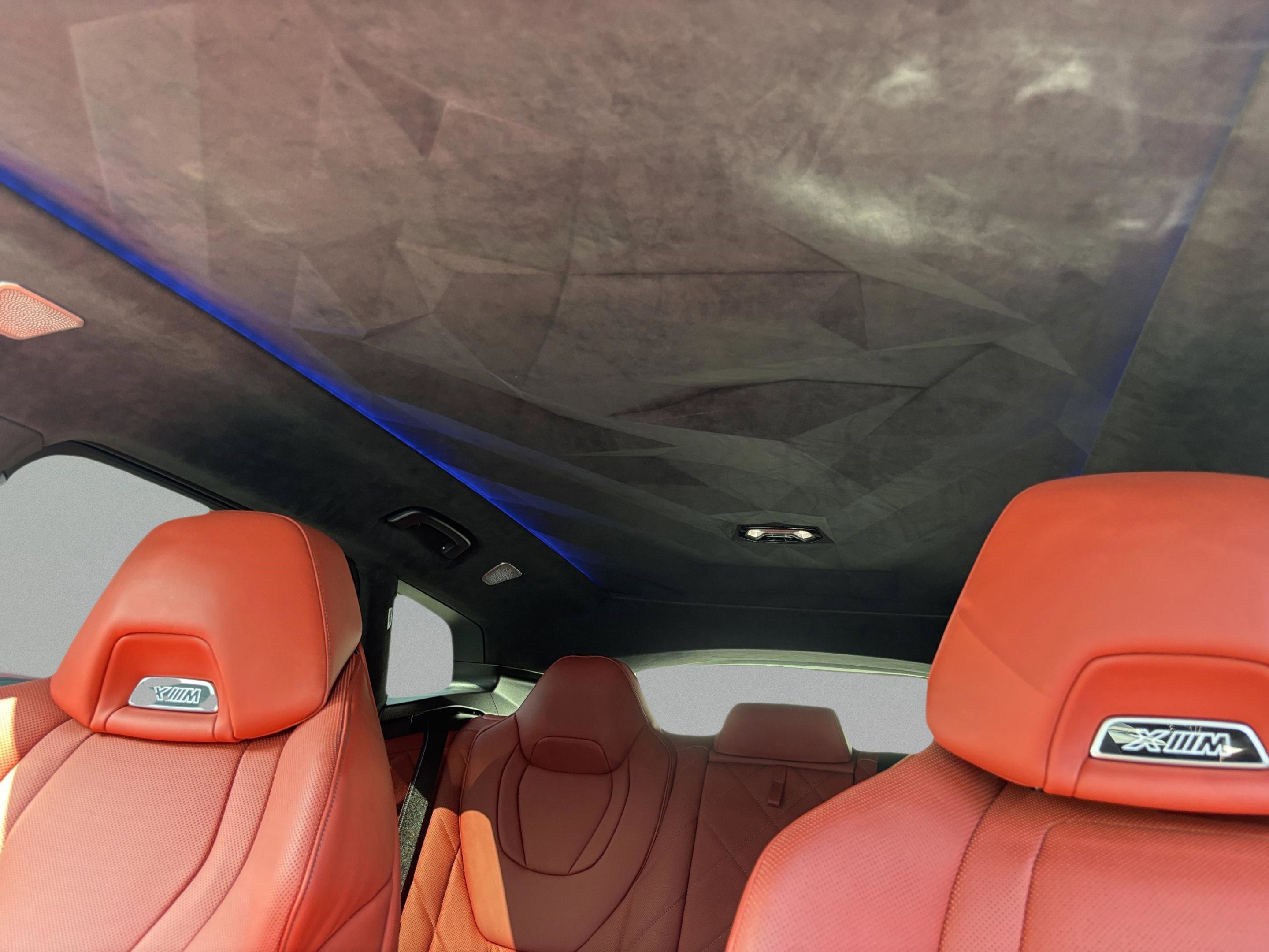 Used 2023 BMW XM image 34