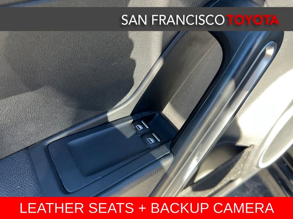 Used 2019 Volkswagen Beetle 2.0T SE image 31