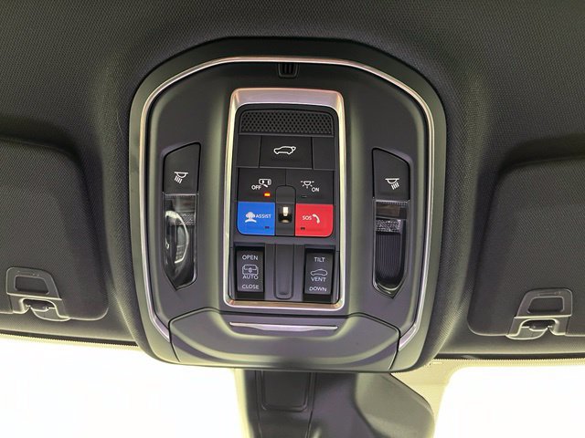 Used 2026 Jeep Grand Cherokee L 4WD image 38
