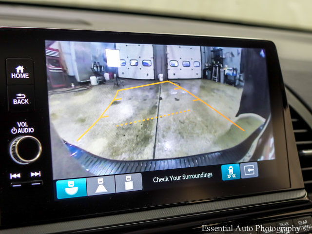 Used 2025 Honda Odyssey Touring image 17