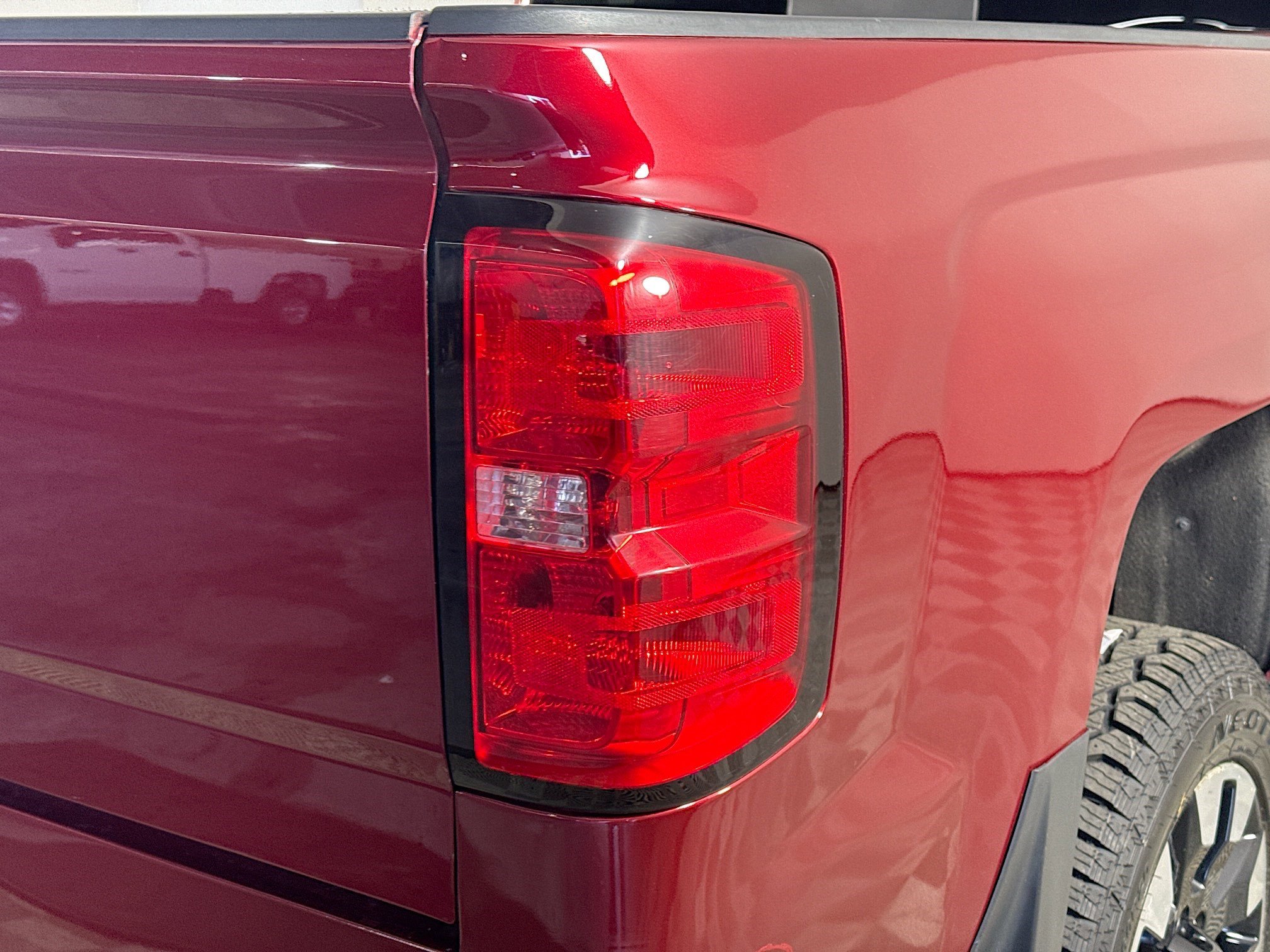 Used 2018 Chevrolet Silverado 2500 High Country AWD/4WD image 33