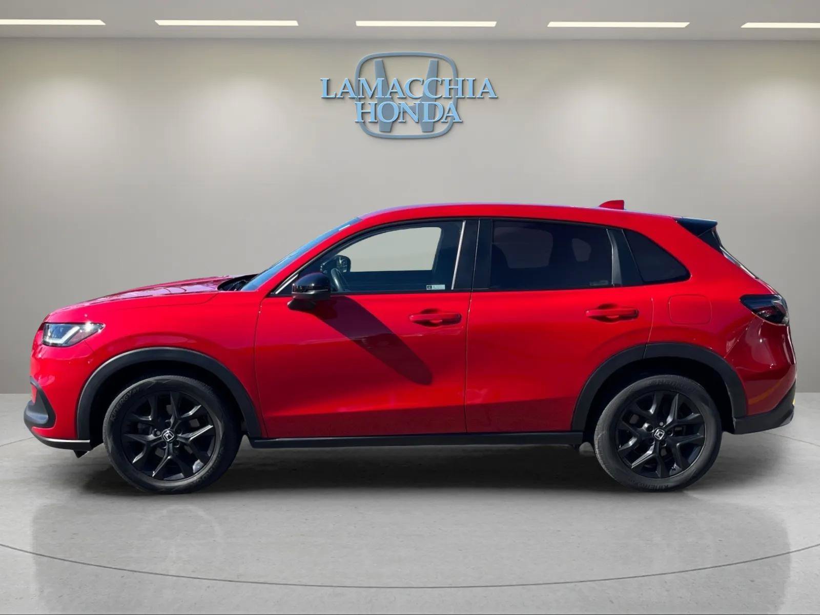 Used 2023 Honda HR-V Sport image 2