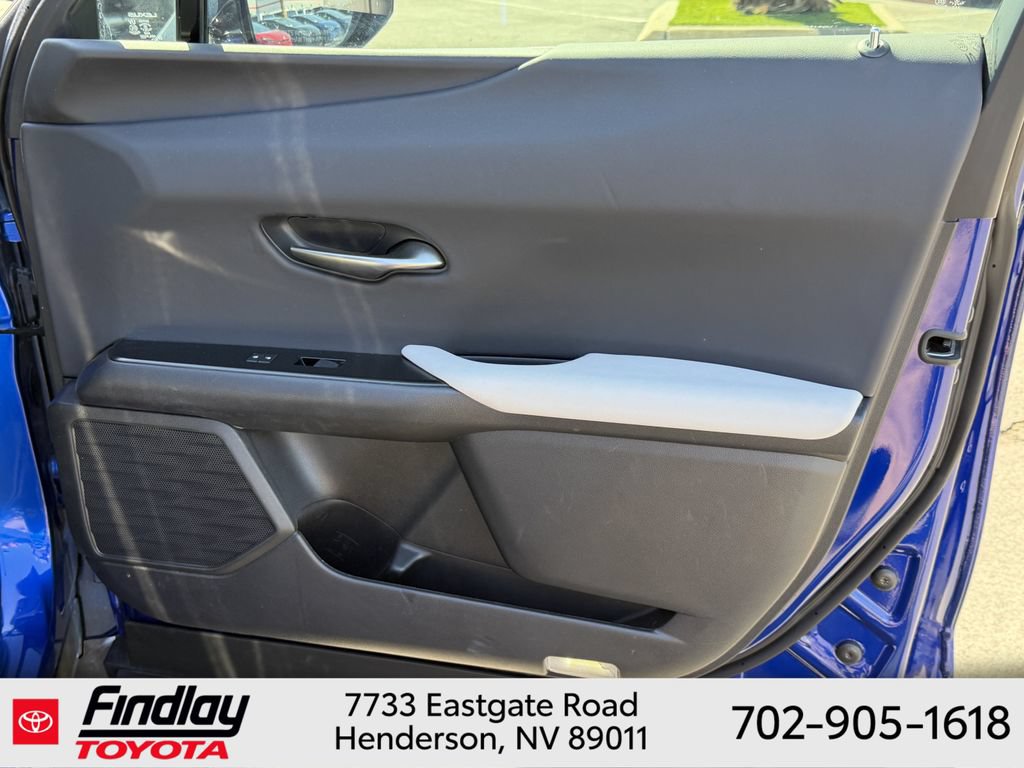 Used 2024 Lexus UX 250h F Sport FWD image 16