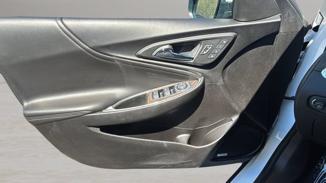 Used 2024 Chevrolet Malibu LT FWD image 17