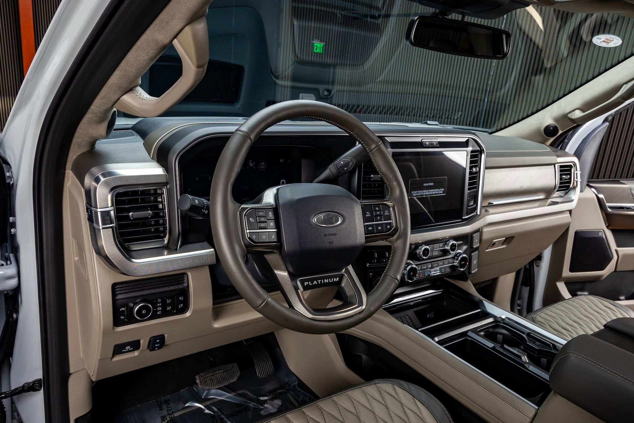 Used 2026 Ford F250 Platinum w/ Platinum Plus Package AWD/4WD image 17